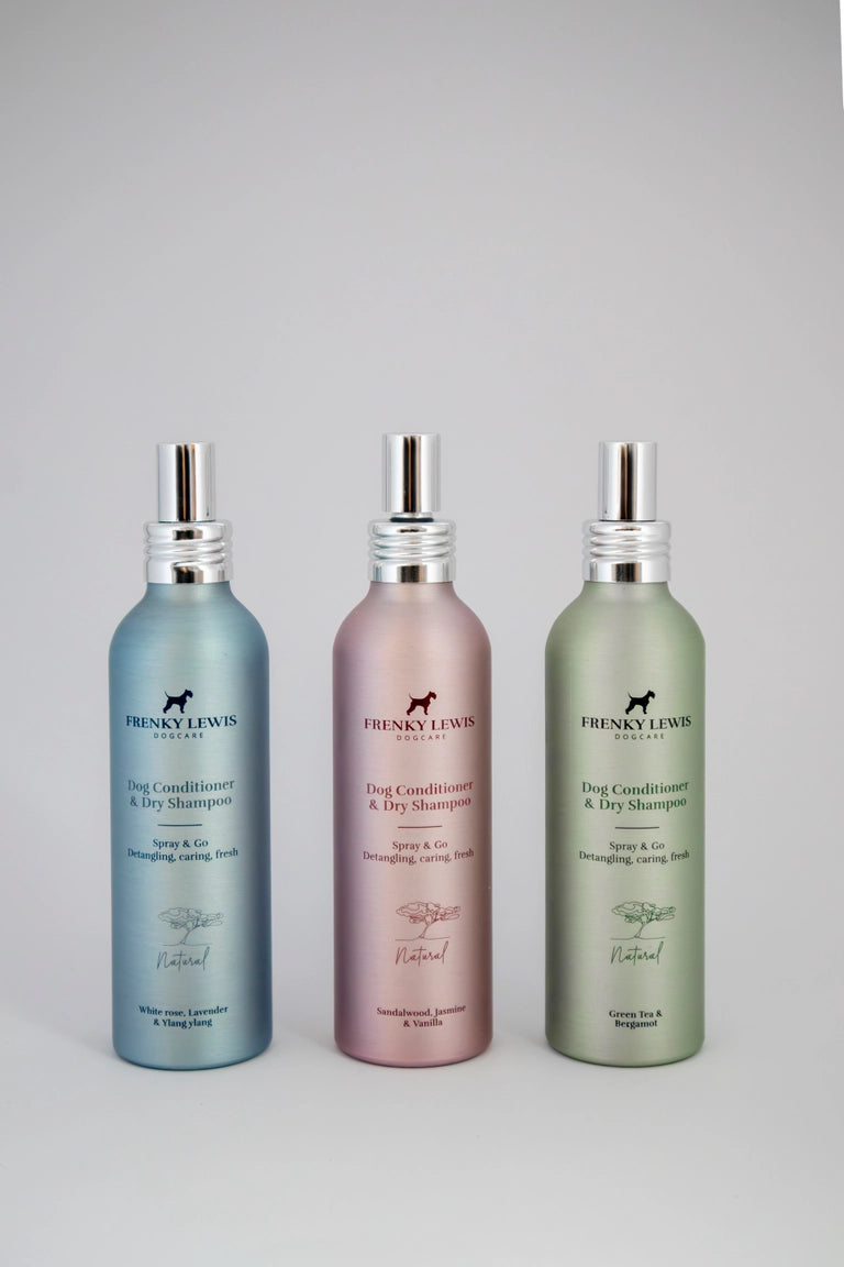 Shampooing sec & après-shampooing chien 2-en-1 Spray & Go – Santal, Jasmin & Vanille – FRENKY LEWIS 150 ml