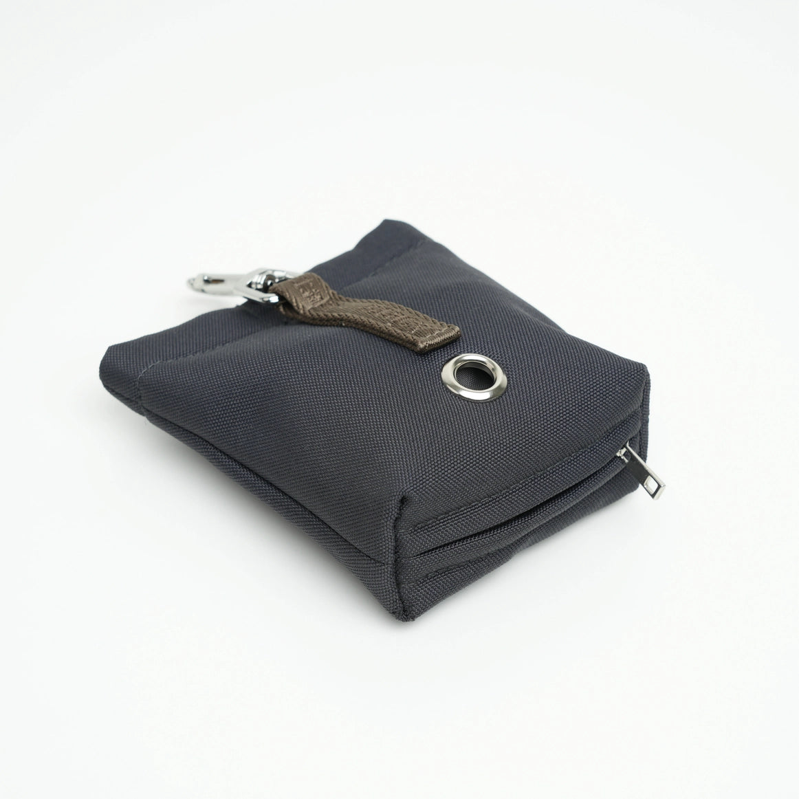 Sac à friandises pour chien ELMA avec porte-sacs à déjections – Storm – STAEY