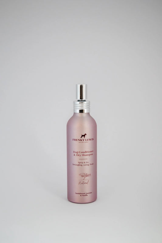 Shampooing sec & après-shampooing chien 2-en-1 Spray & Go – Santal, Jasmin & Vanille – FRENKY LEWIS 150 ml